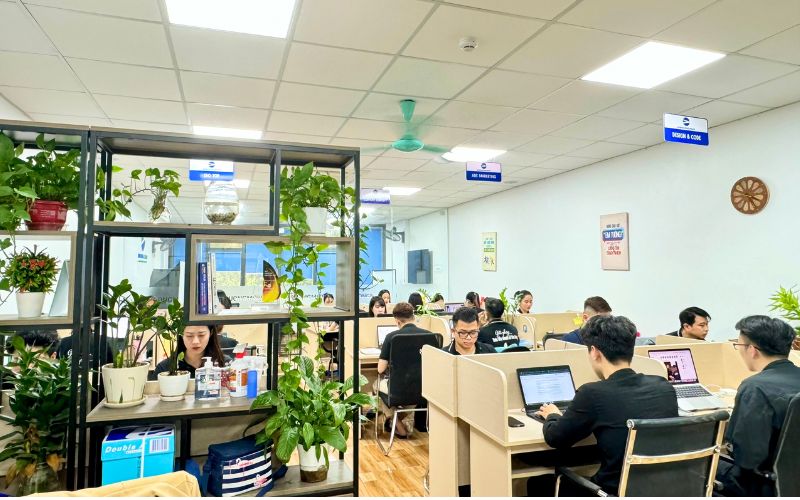 Hình ảnh thực tế về đội ngũ phòng marketing thuê ngoài tại Minh Dương 
